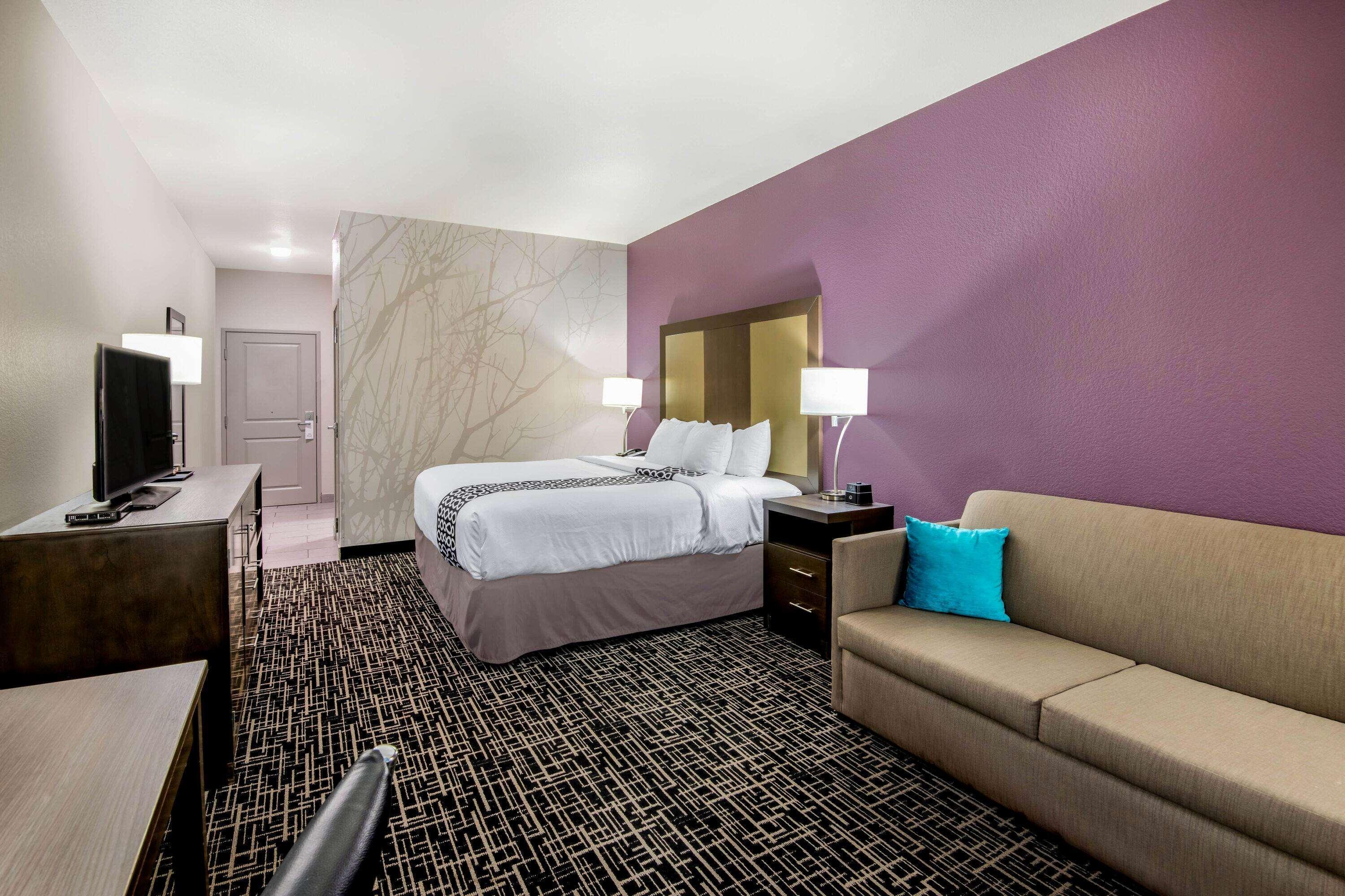 La Quinta By Wyndham Pampa Hotel Ngoại thất bức ảnh