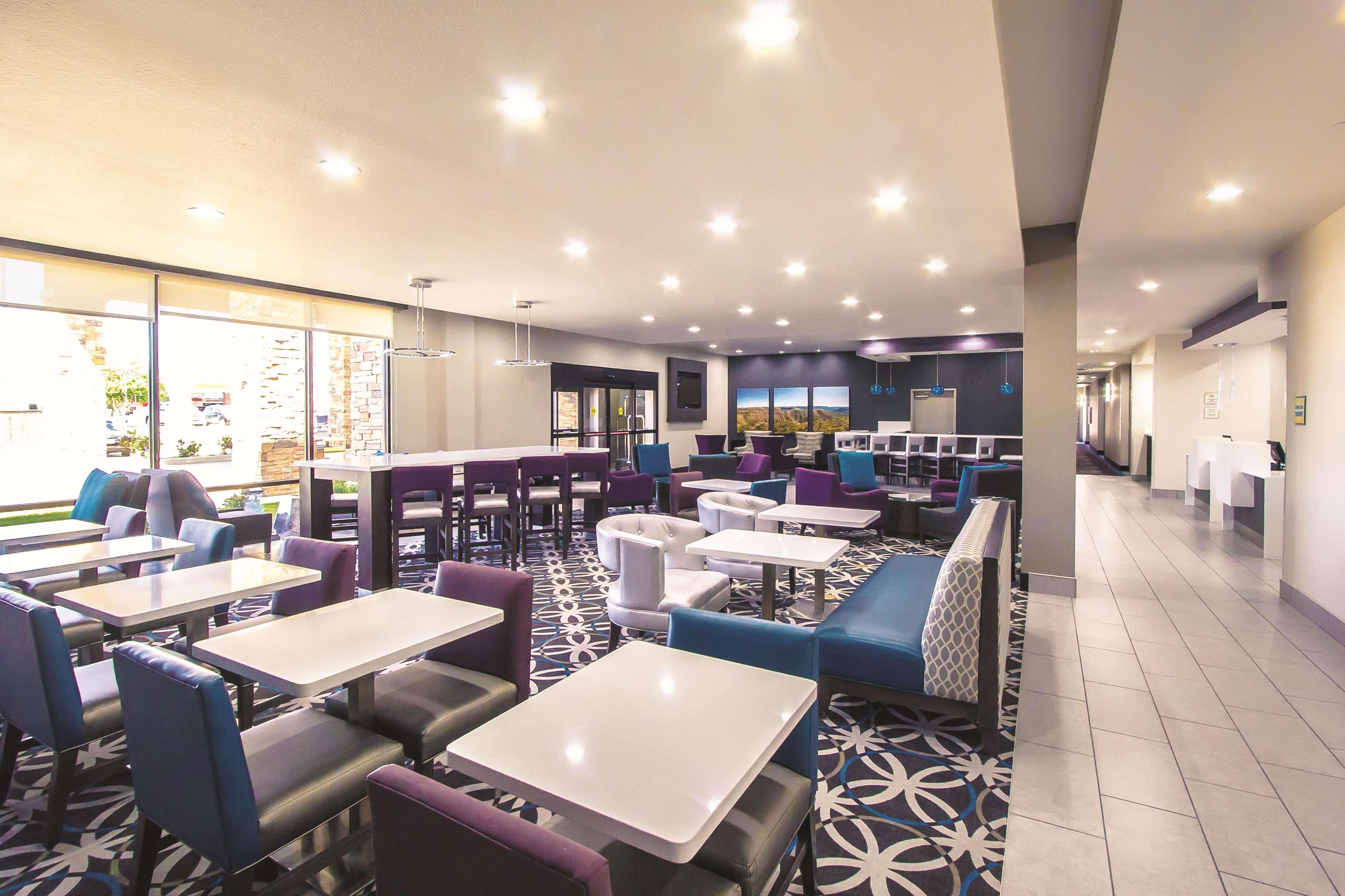 La Quinta By Wyndham Pampa Hotel Ngoại thất bức ảnh